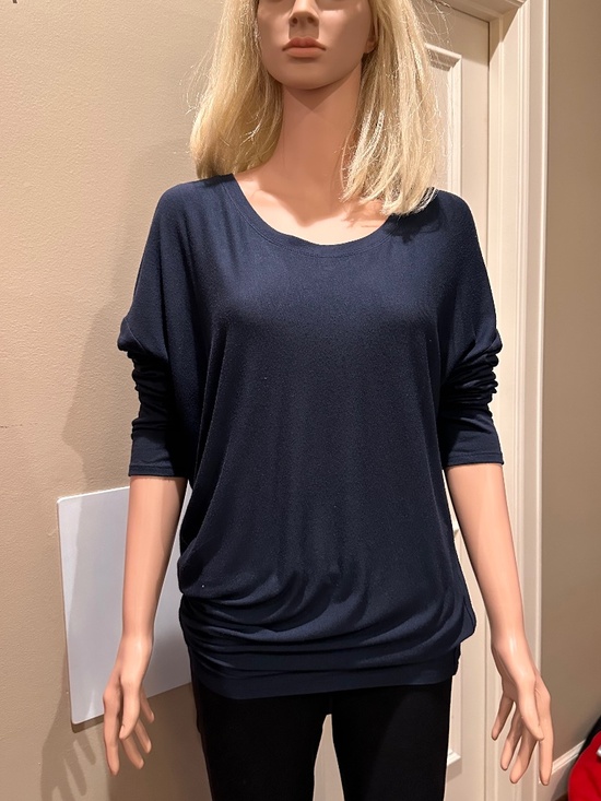 Athleta Tops - Athleta Oversized Stretchy Navy Long Sleeve Top - Size M